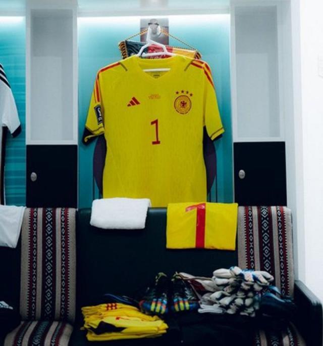 1669922974326079480.jpg Fi6U_VHXEBIfvkN.jpg